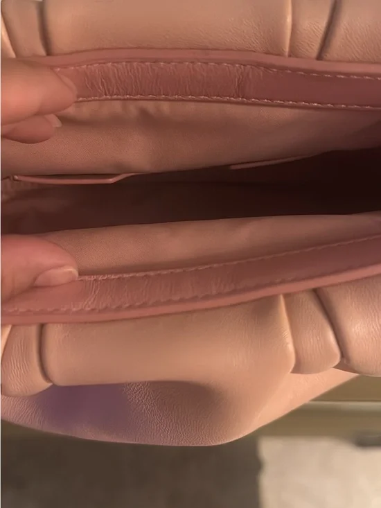 kate spade pink soufflé bag with Pink Chain and Gold Hardware - Picture 3 of 3